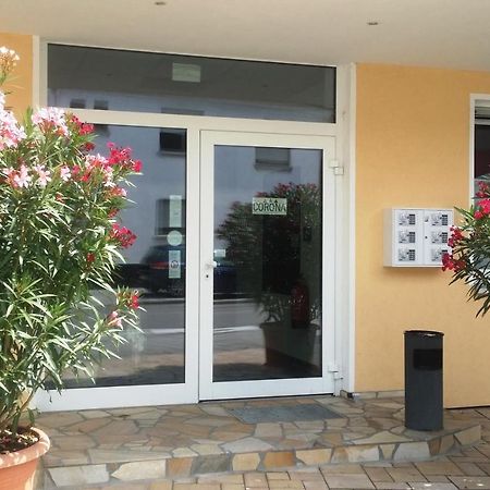 Pension Corona Forst  Екстериор снимка